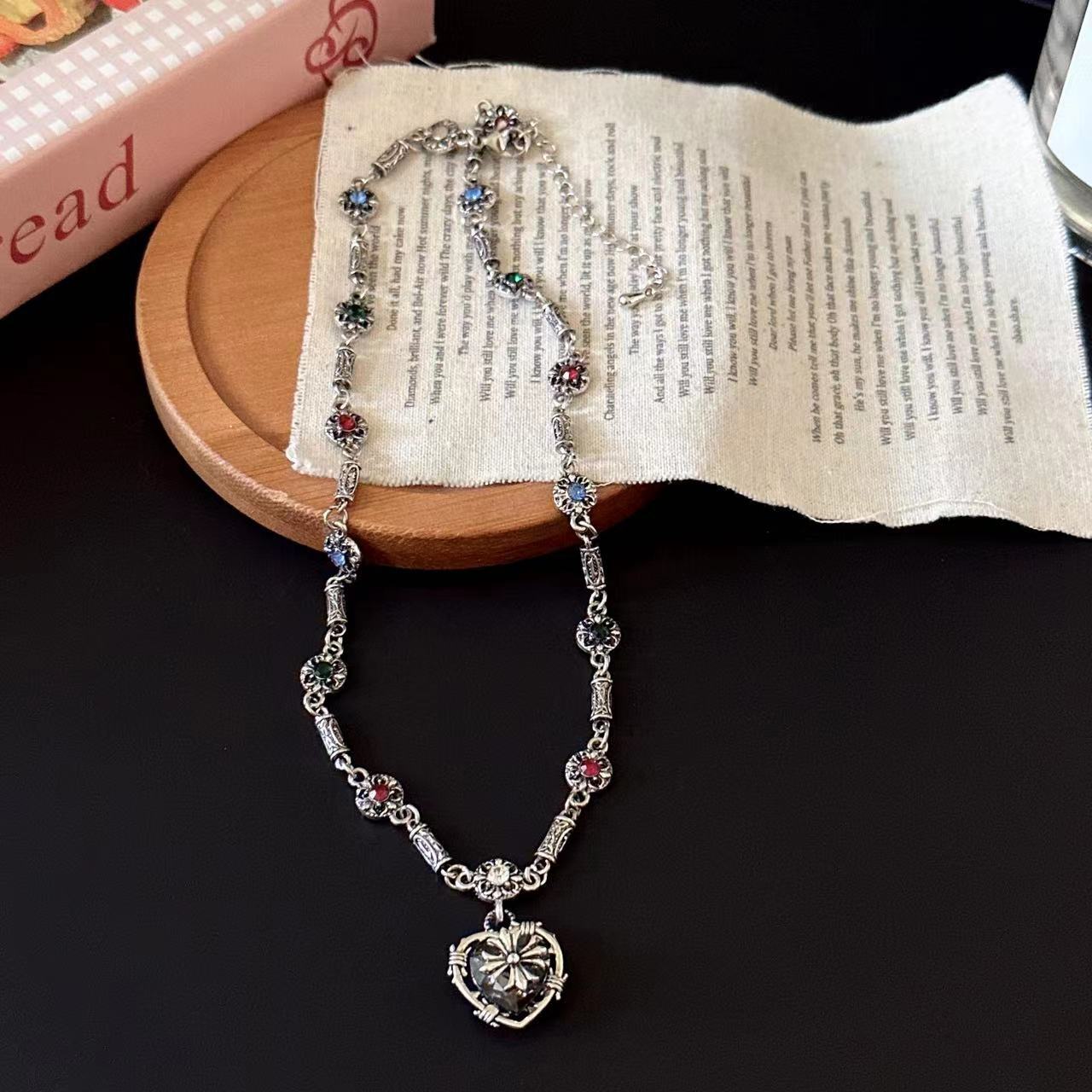 Wholesale Diamond Heart Eight-pointed Star Necklace Clavicle Chain Sweater Chain
